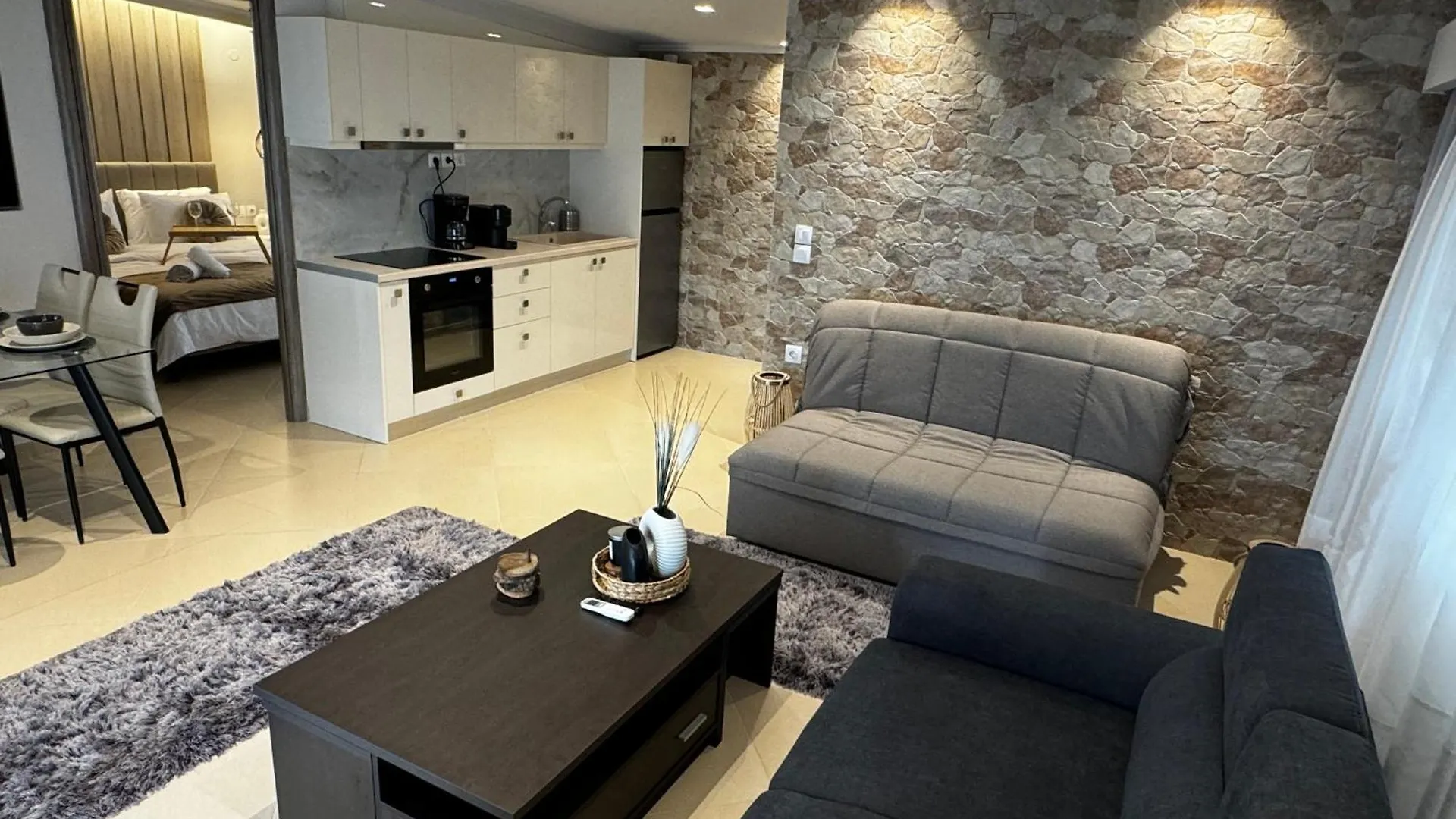 Apartment Luxury Suite With Jacuzzi Palioura