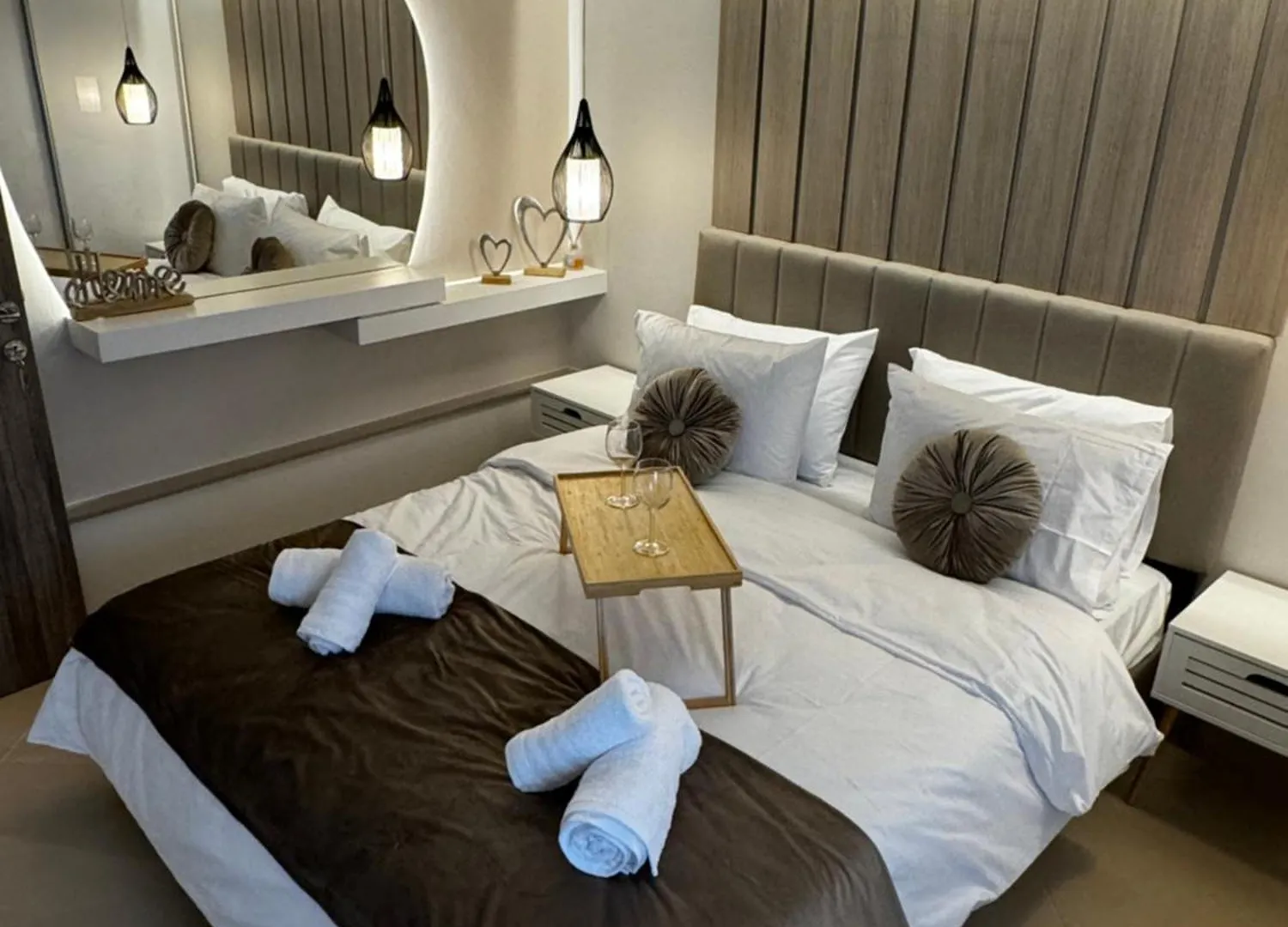 Luxury Suite With Jacuzzi location