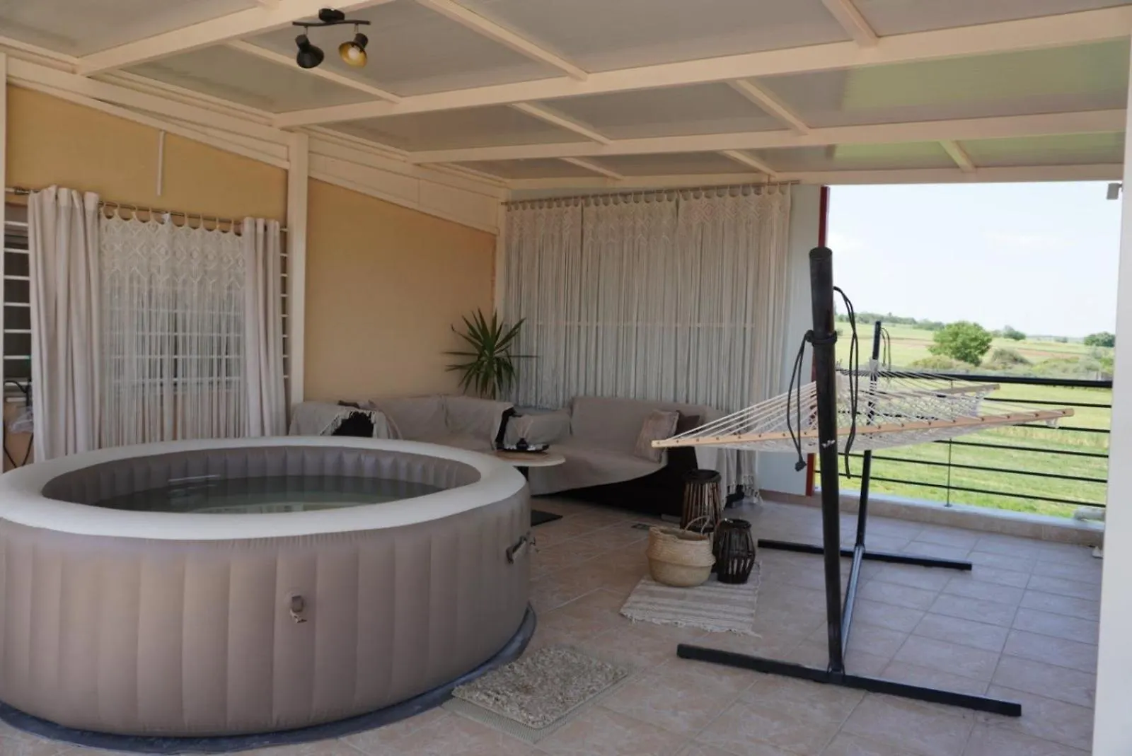 Apartment Luxury Suite With Jacuzzi Palioura Greece
