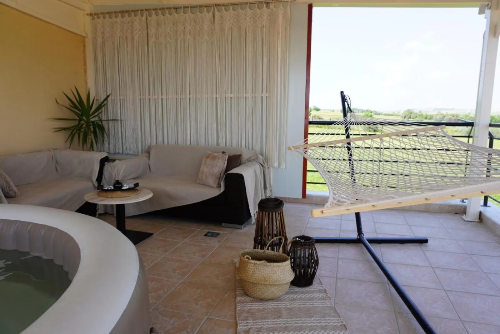 Luxury Suite With Jacuzzi Palioura Apartment